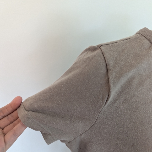 Calvin Klein Jeans tan short sleeve dress with white and silver letter details - Picture 4 of 4